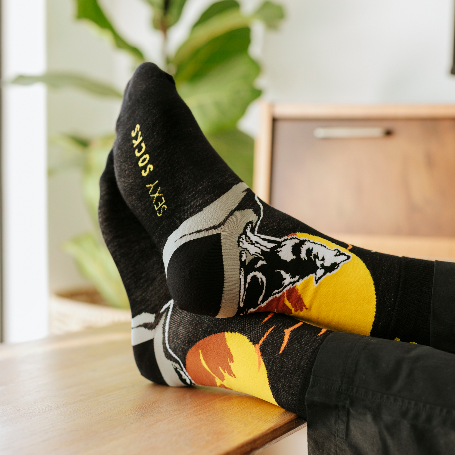 Wolfie Natural Bamboo Knit Socks