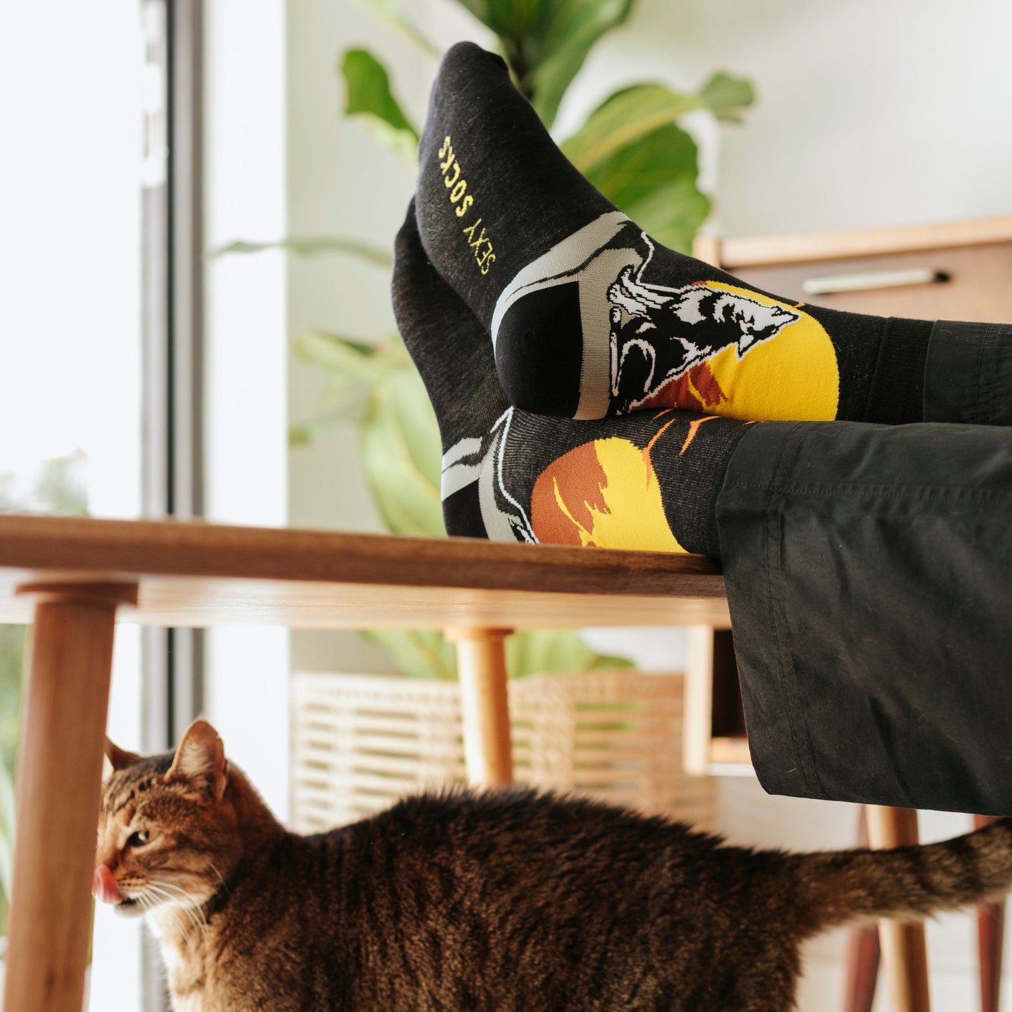 Wolfie Natural Bamboo Knit Socks